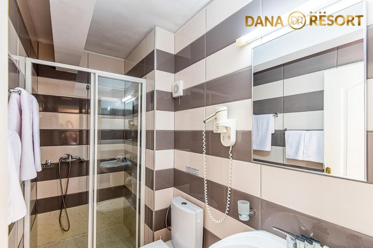 Hotel Dana Resort Венус Екстериор снимка